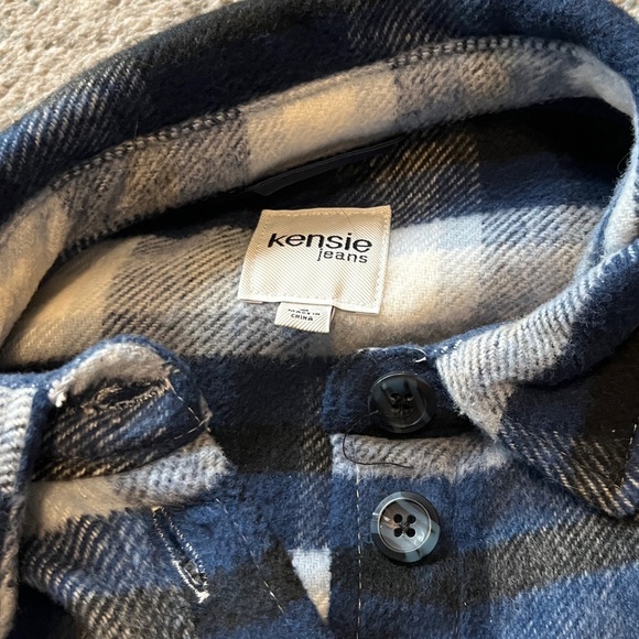 Kensie Blue & Black Plaid Flannel Shacket Pockets - Picture 13 of 15